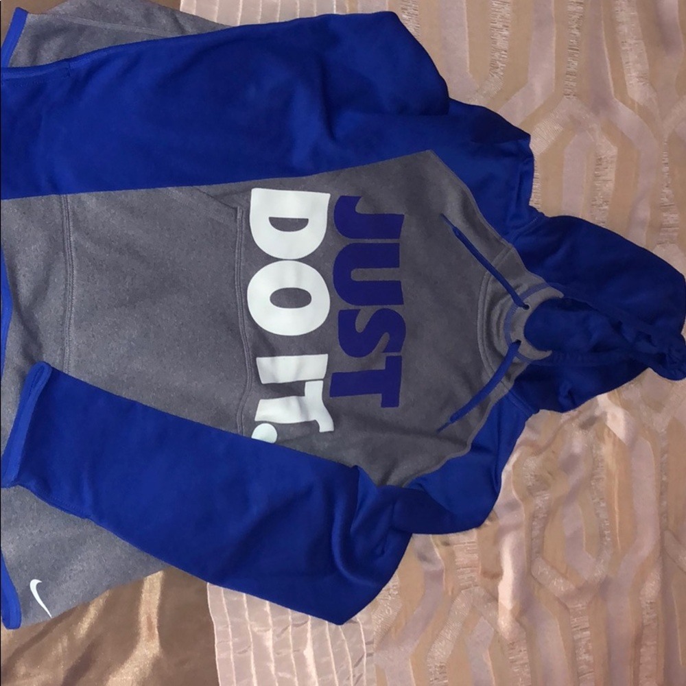 brand new nike hoodie